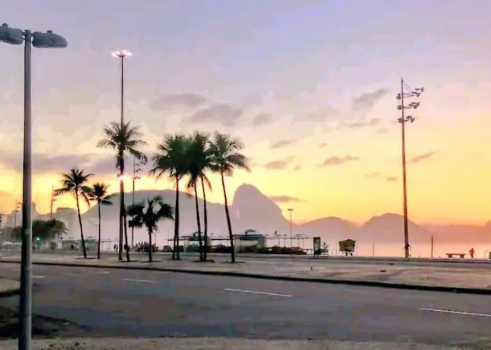 Excelente Apartamento Em Copacabana Com 2 Quartos